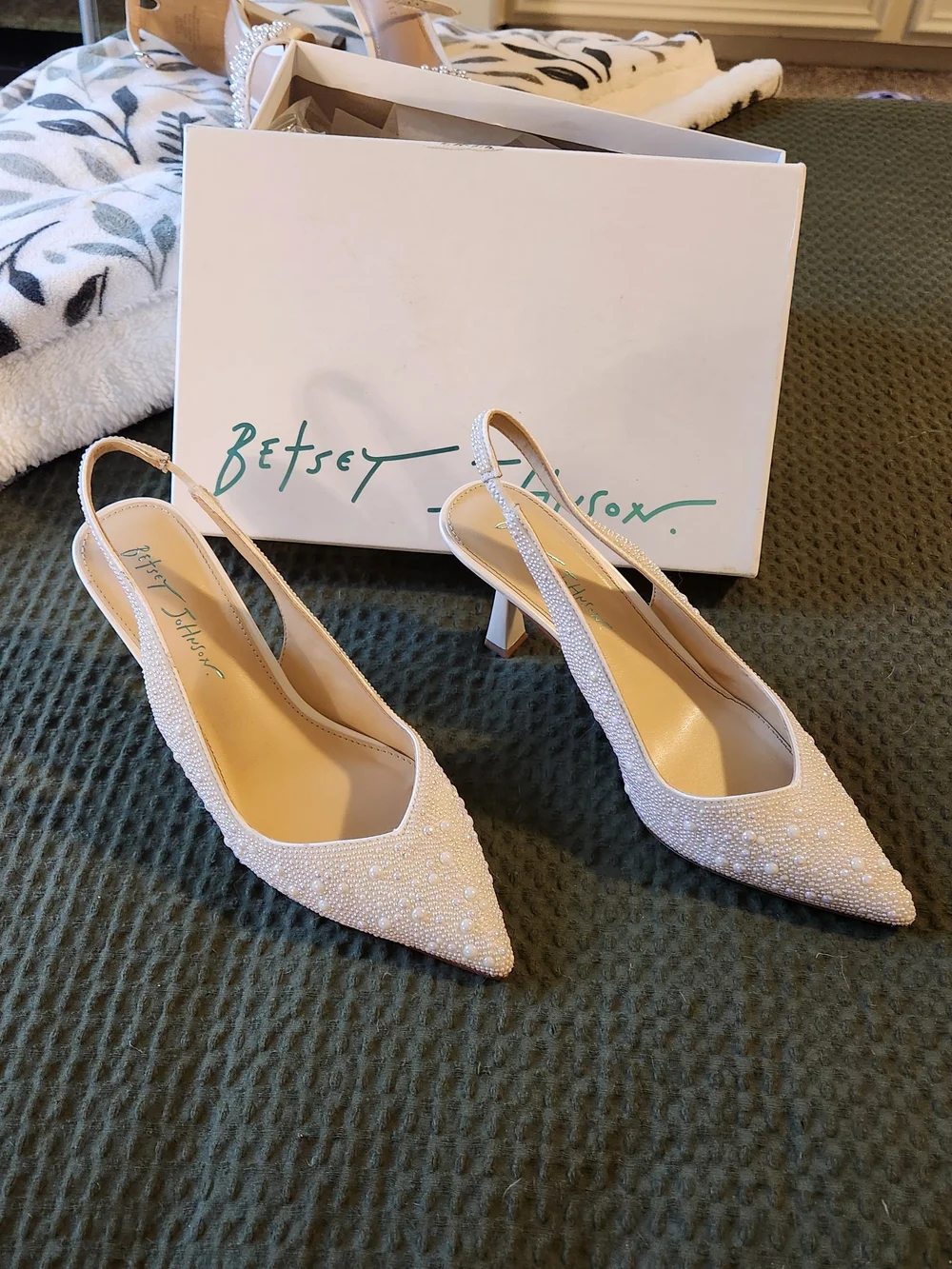 Betsey Johnson elegant pearl